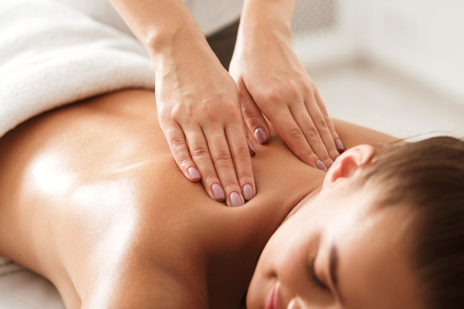 swedish massage gurgaon