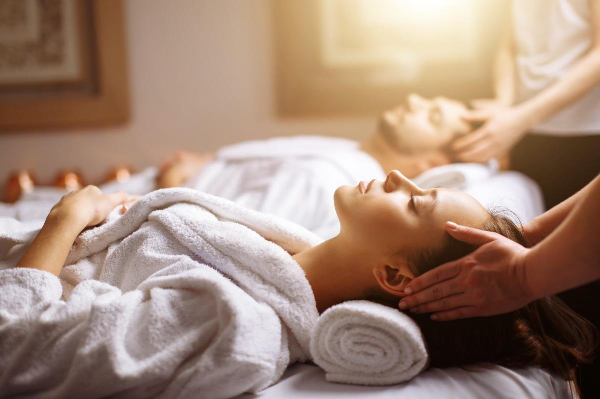 couple massage spa gurgaon